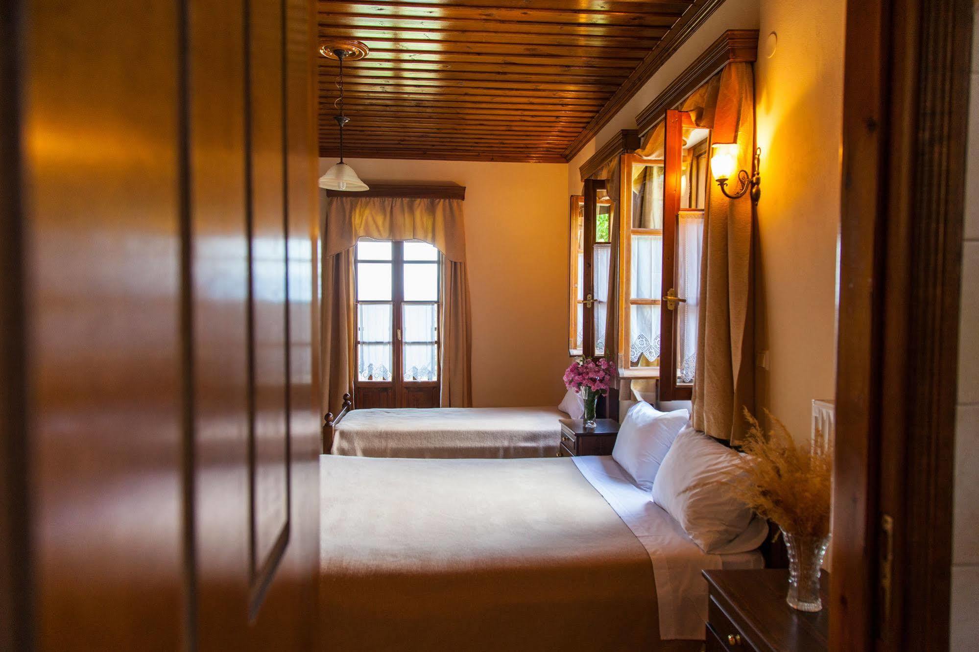Hotel Kadi à Tsepelovo Extérieur photo