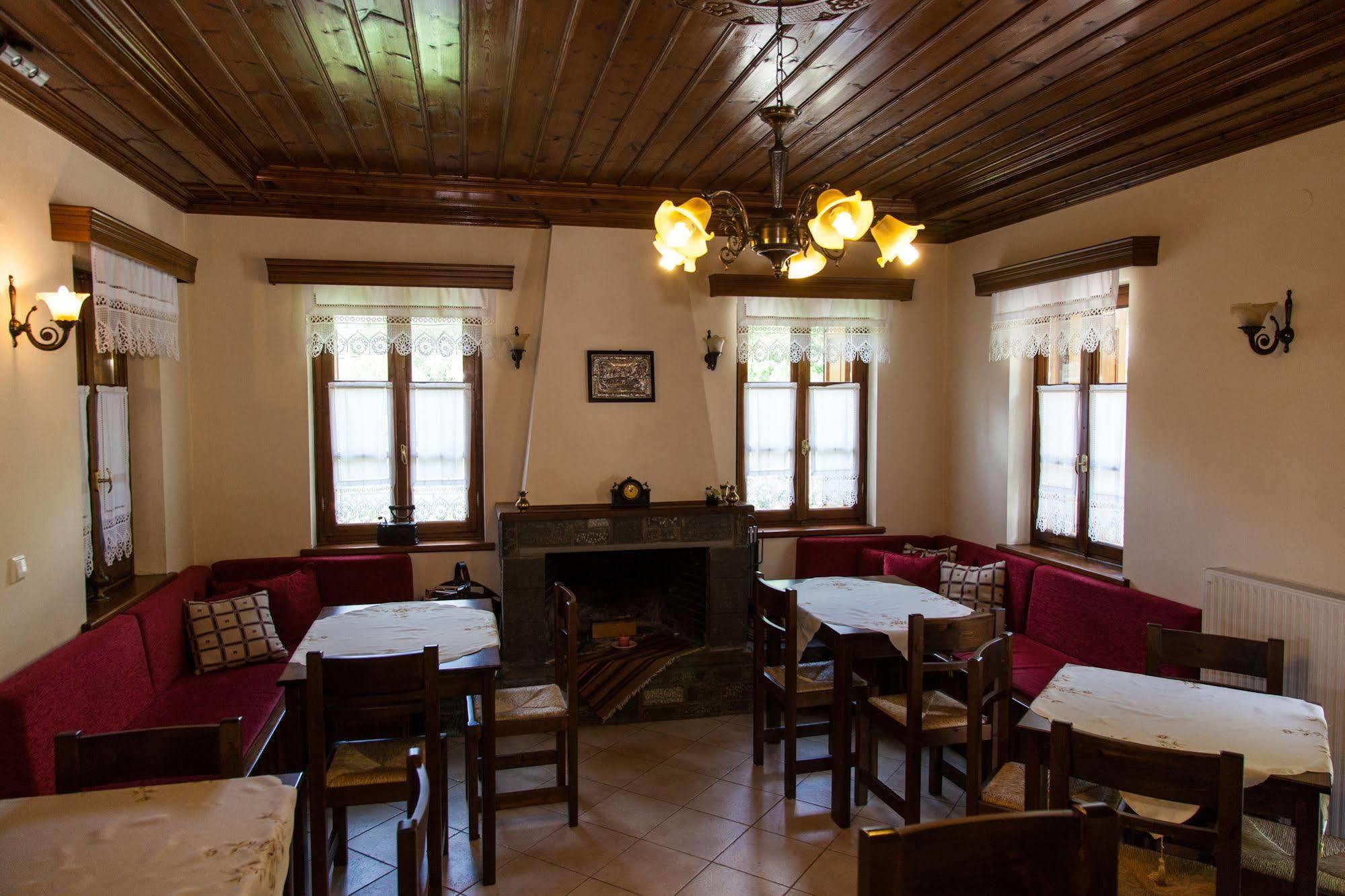 Hotel Kadi à Tsepelovo Extérieur photo
