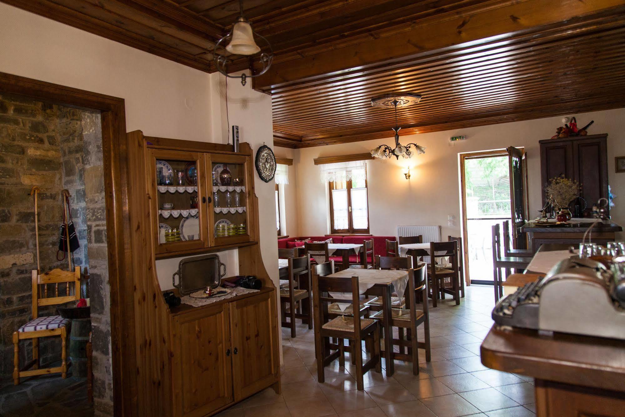 Hotel Kadi à Tsepelovo Extérieur photo