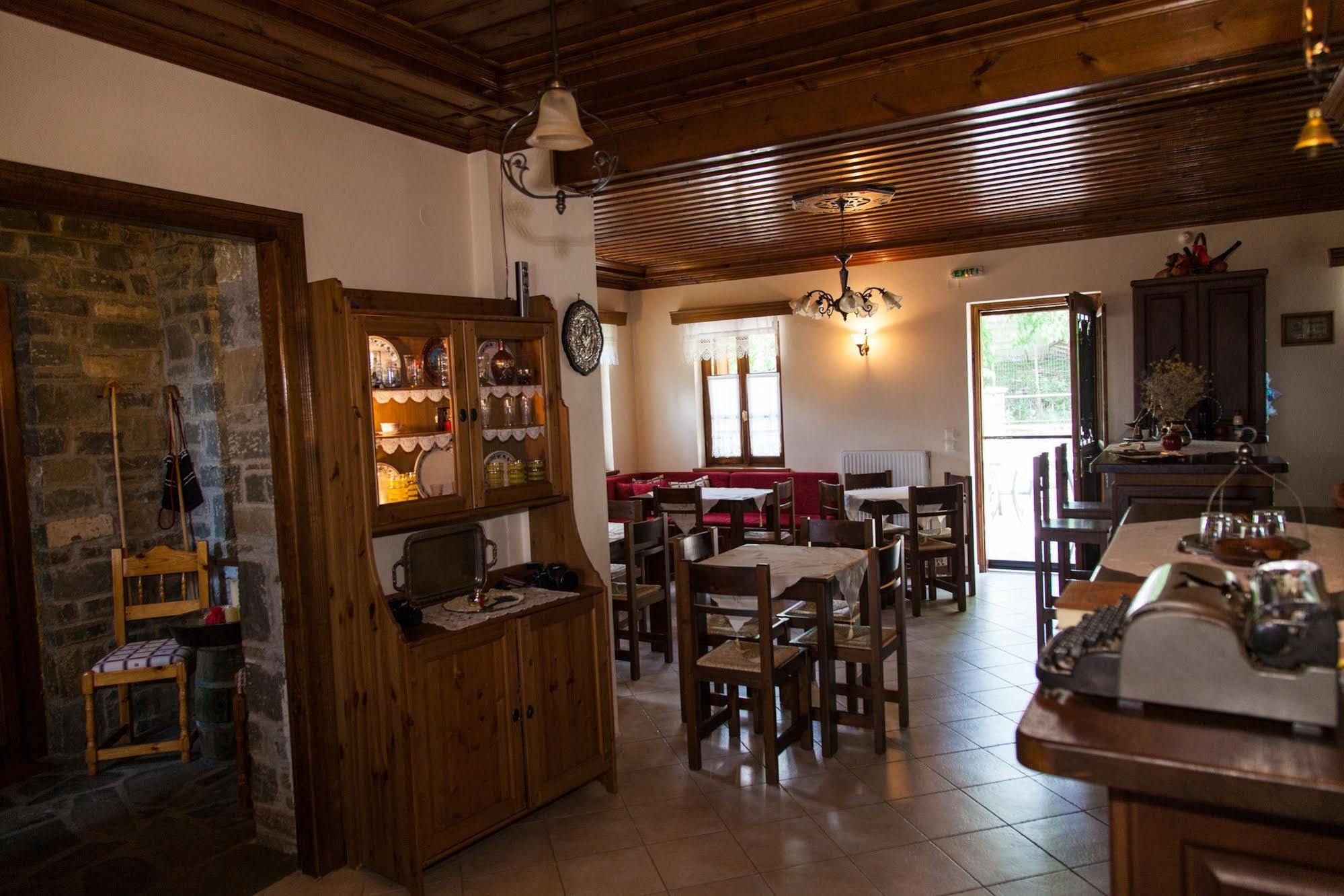 Hotel Kadi à Tsepelovo Extérieur photo